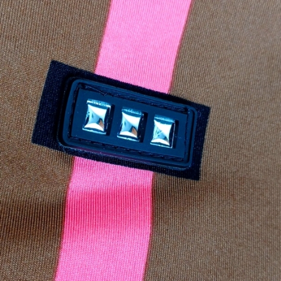 JAMIE SADOCK OUTRAGEOUSLY STUNNING SPORTY ANIMAL PRINT ACTIVE WEAR BIKING TOP - Picture 8 of 12